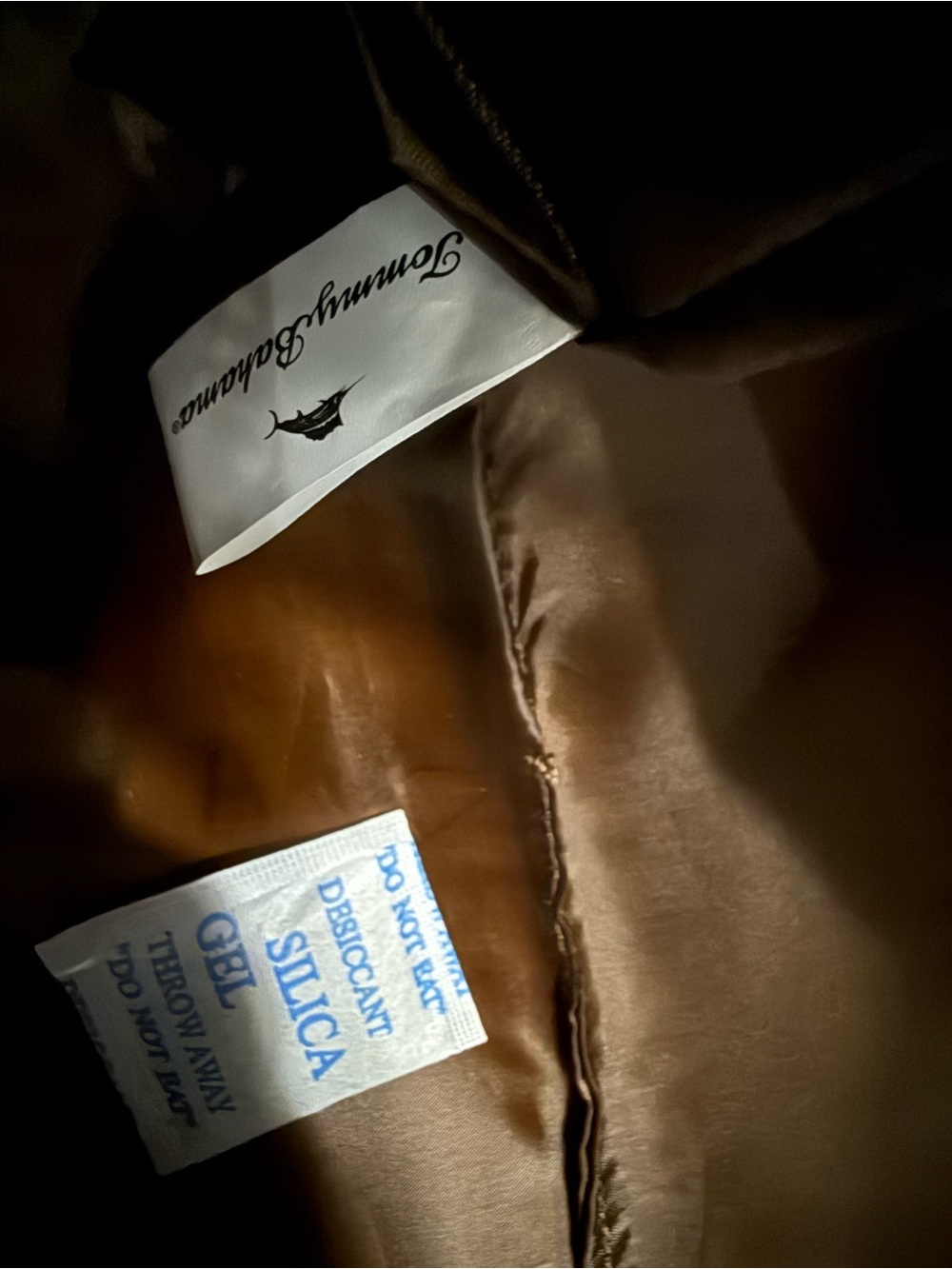 Tommy Bahama NWOT Brown Canvas Weekender Duffel Bag - Picture 3 of 5